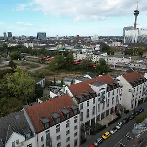 Apartment 4* Boutique Zimmer Am Hafen + öpnv&tg, Düsseldorf